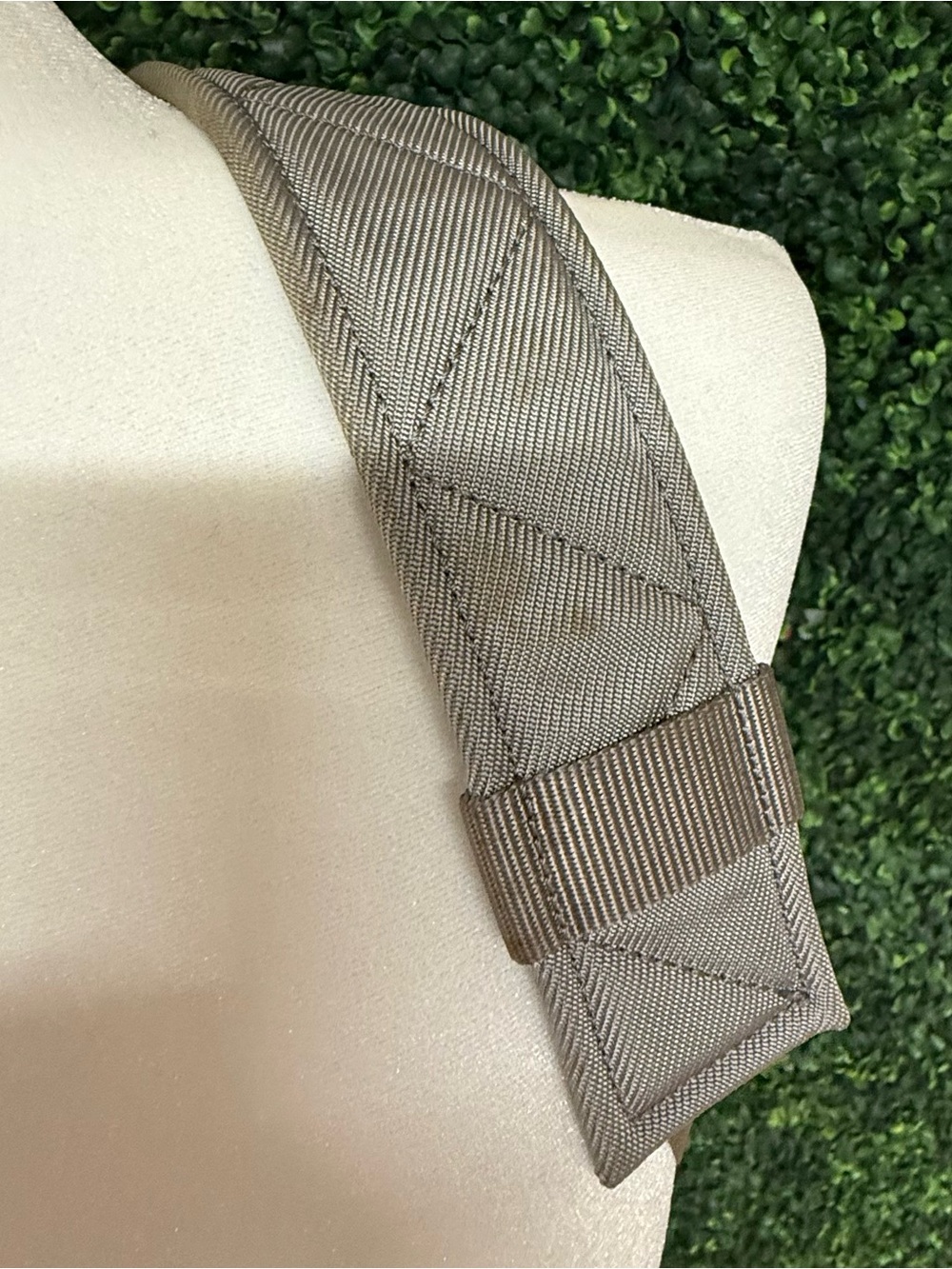 🤍 Lululemon Silver Gray Drawstring Backpack - Picture 7 of 8